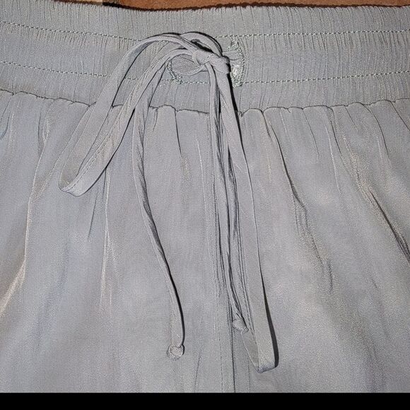 Lavender Brown Sage Ruffle Drawstring  shorts size small - Picture 5 of 8